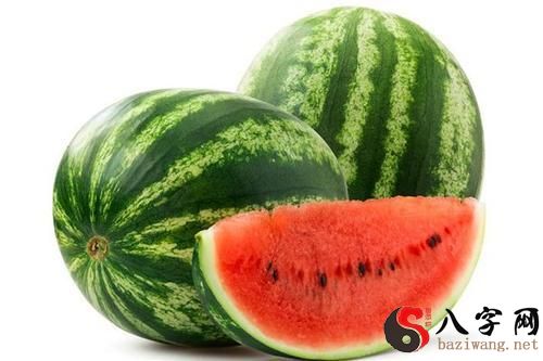 梦见地里好多西瓜