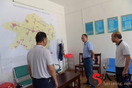 梦见老师在讲台上